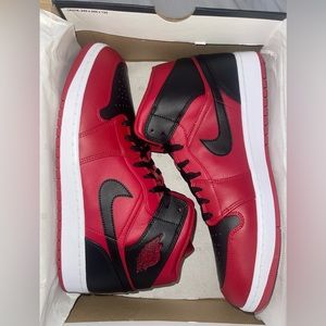 Size 12 Reverse Bred Jordan 1 Mids